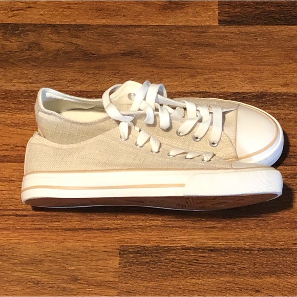 Shoes - Women’s low top neutral color canvas sneakers. NWOT